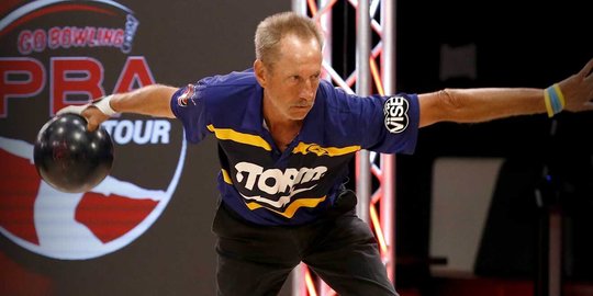 Pete Weber Leads After PBA50 Johnny Petravliga BVL Open First Round - Global Hero
