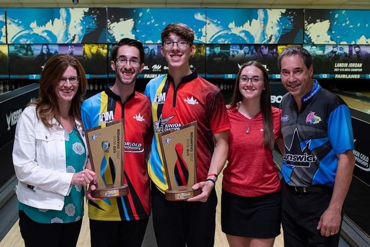 Leslie, Justin, Brandon, Sydney and Parker Bohn III