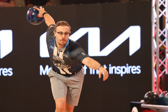 Mitch Hupé bowls during PBA Strike Derby