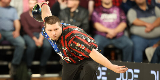 Kevin McCune Stays Hot, Leads Opening Rounds of TOC